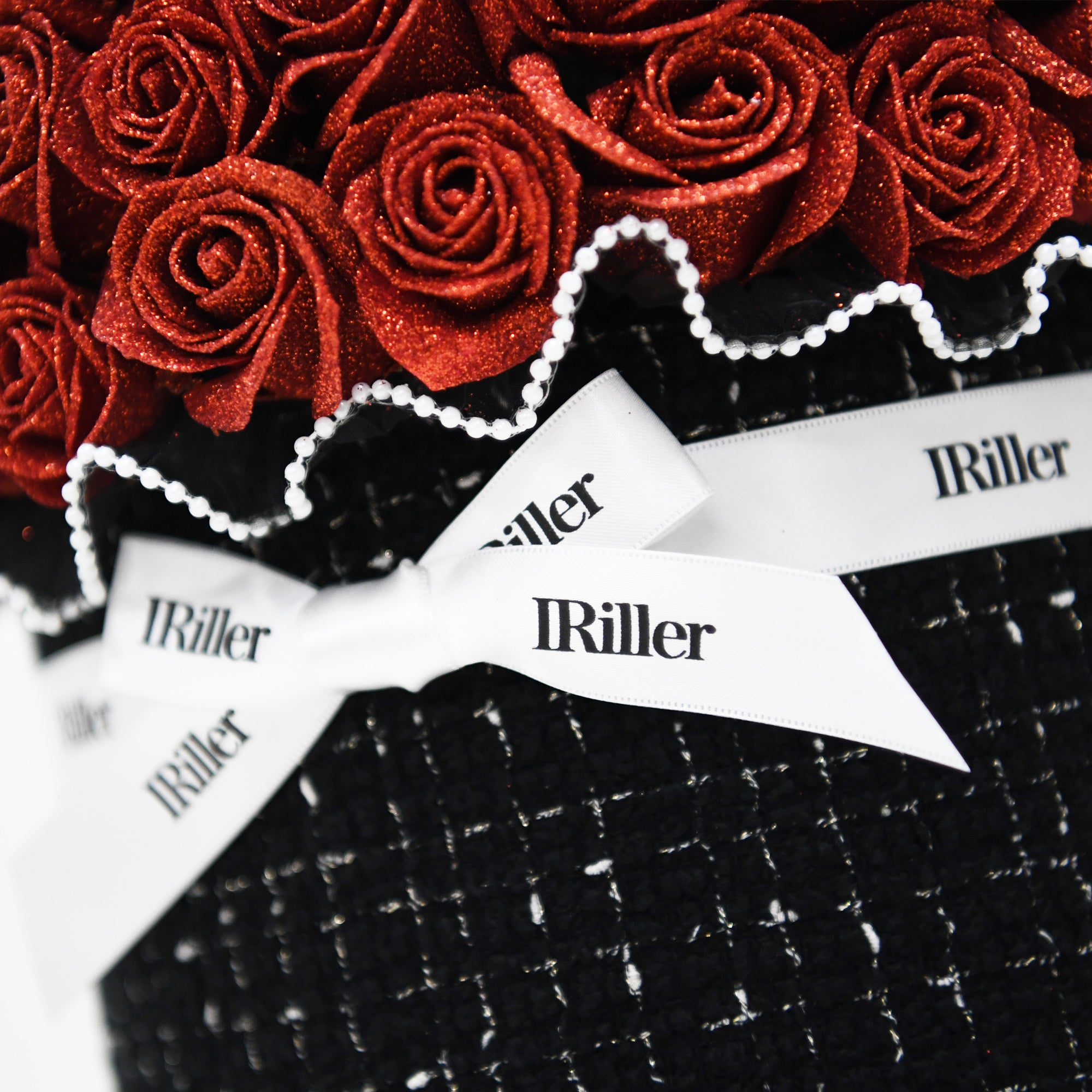 グリッターローズ プロポーズで贈る108本の赤バラ｜【公式