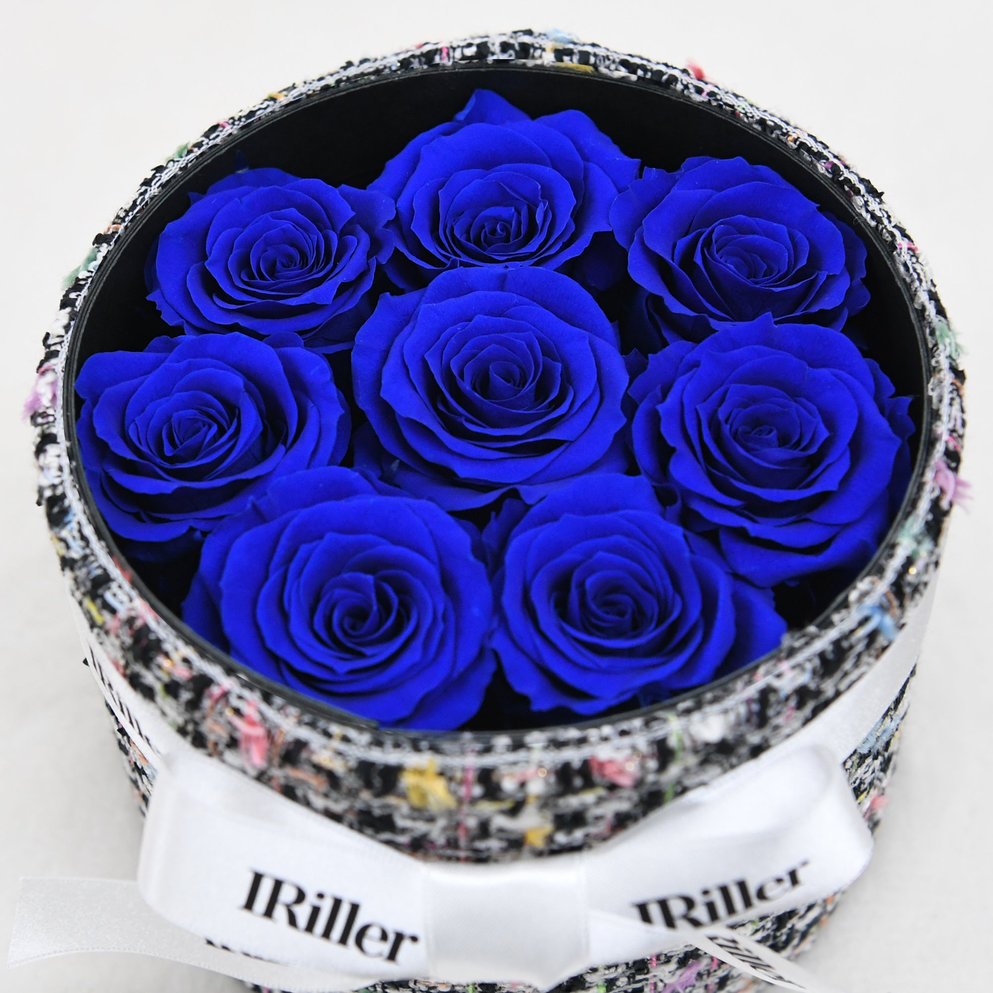 誕生日に贈るプリザーブドフラワー バラ8輪｜【公式】IRiller